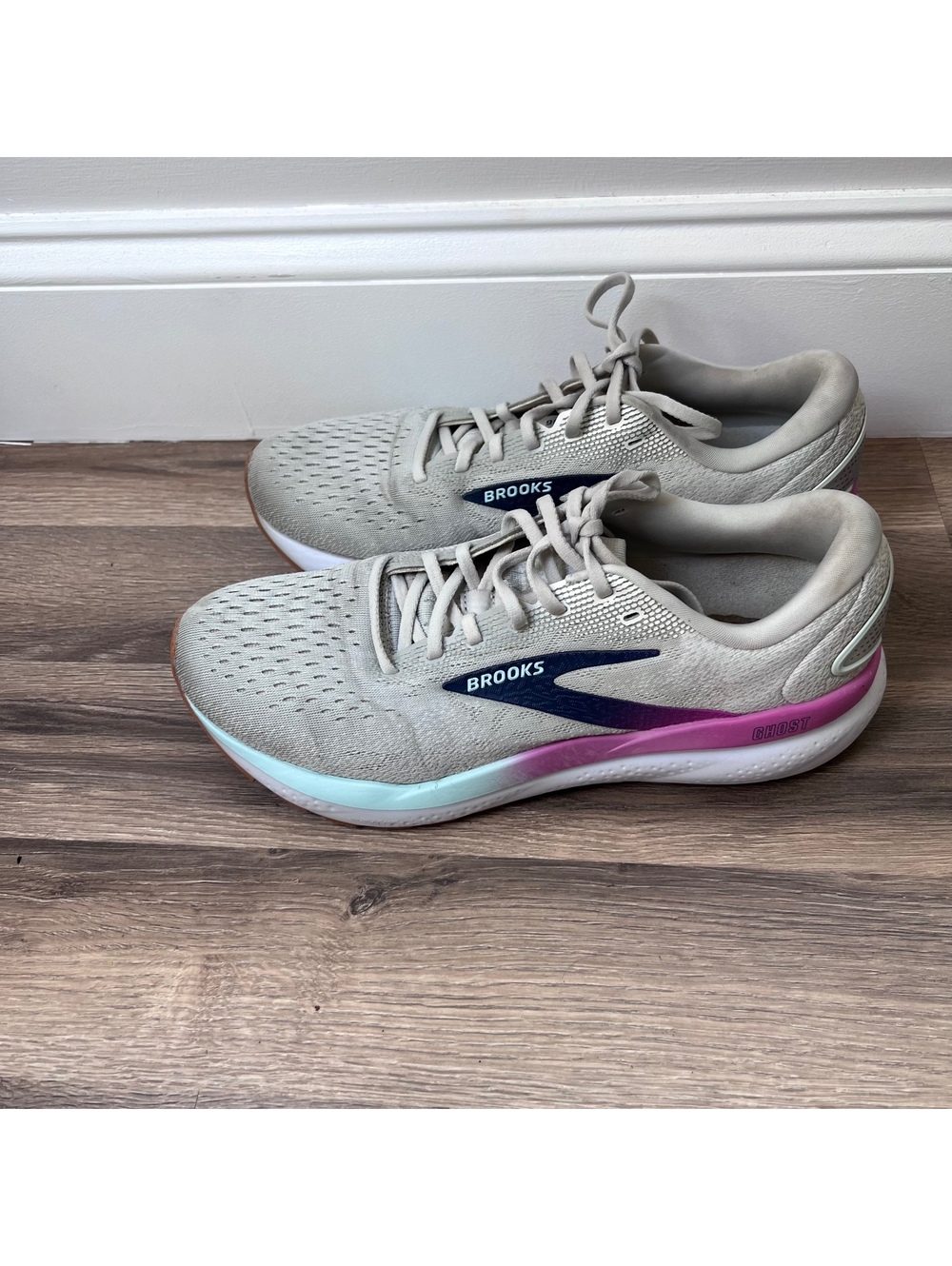 Brooks Running Shoes Women's Size 11